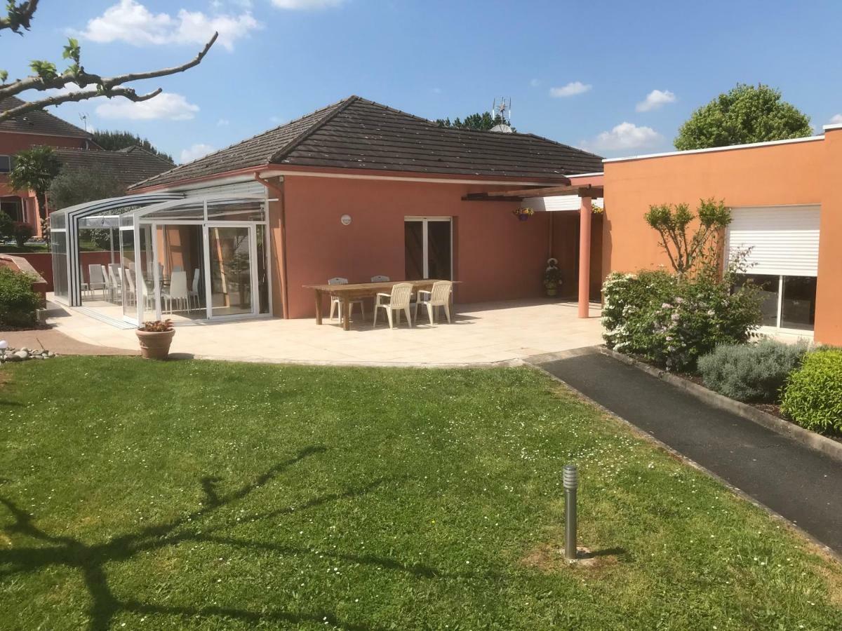 Chambres D'Hotes La Coloniale Varetz Bagian luar foto